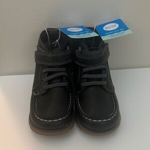 Stride Rite Boy's boots with Velcro Strap